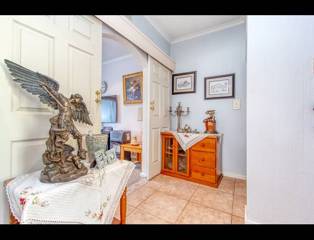 3 BEDROOM FREESTANDING FOR SALE IN BROMHOF